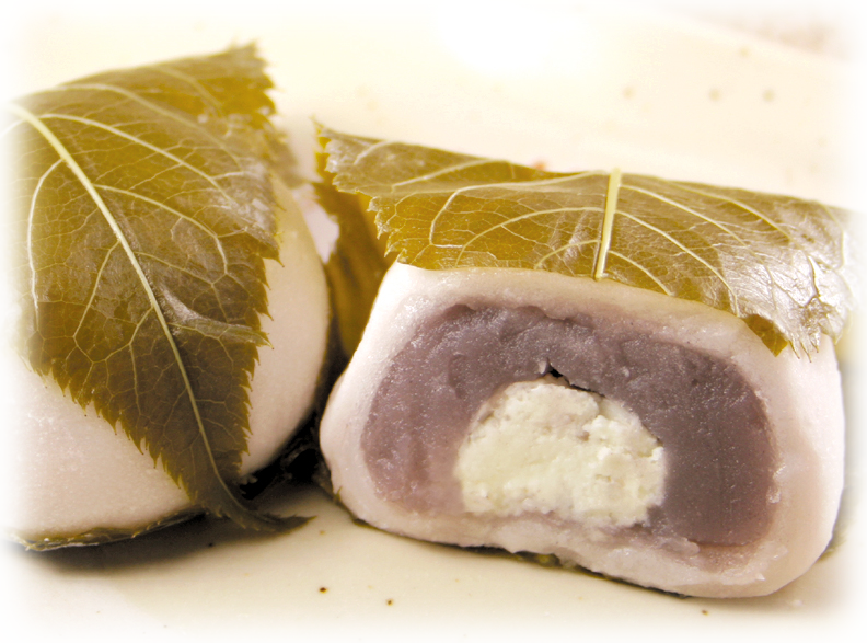 「桜葉大福」桜葉と生クリームの相性抜群！